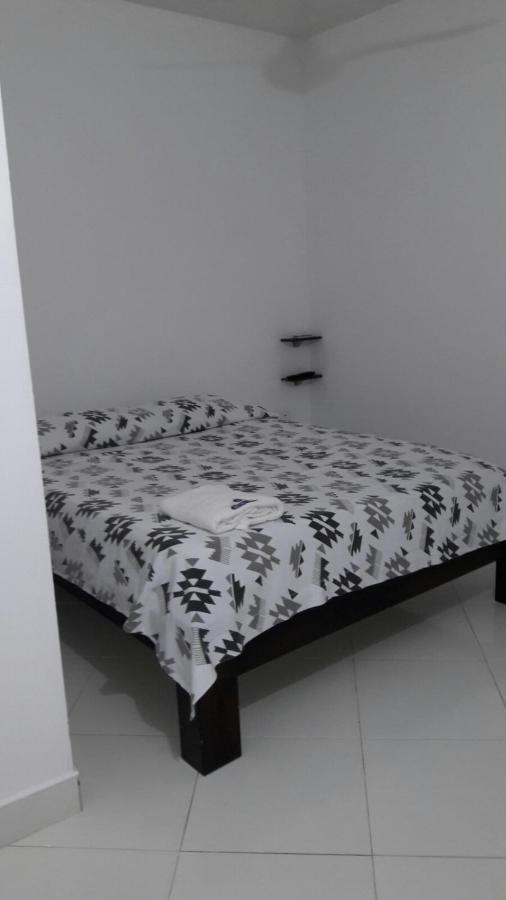 Hotel Tania Caucasia Kültér fotó
